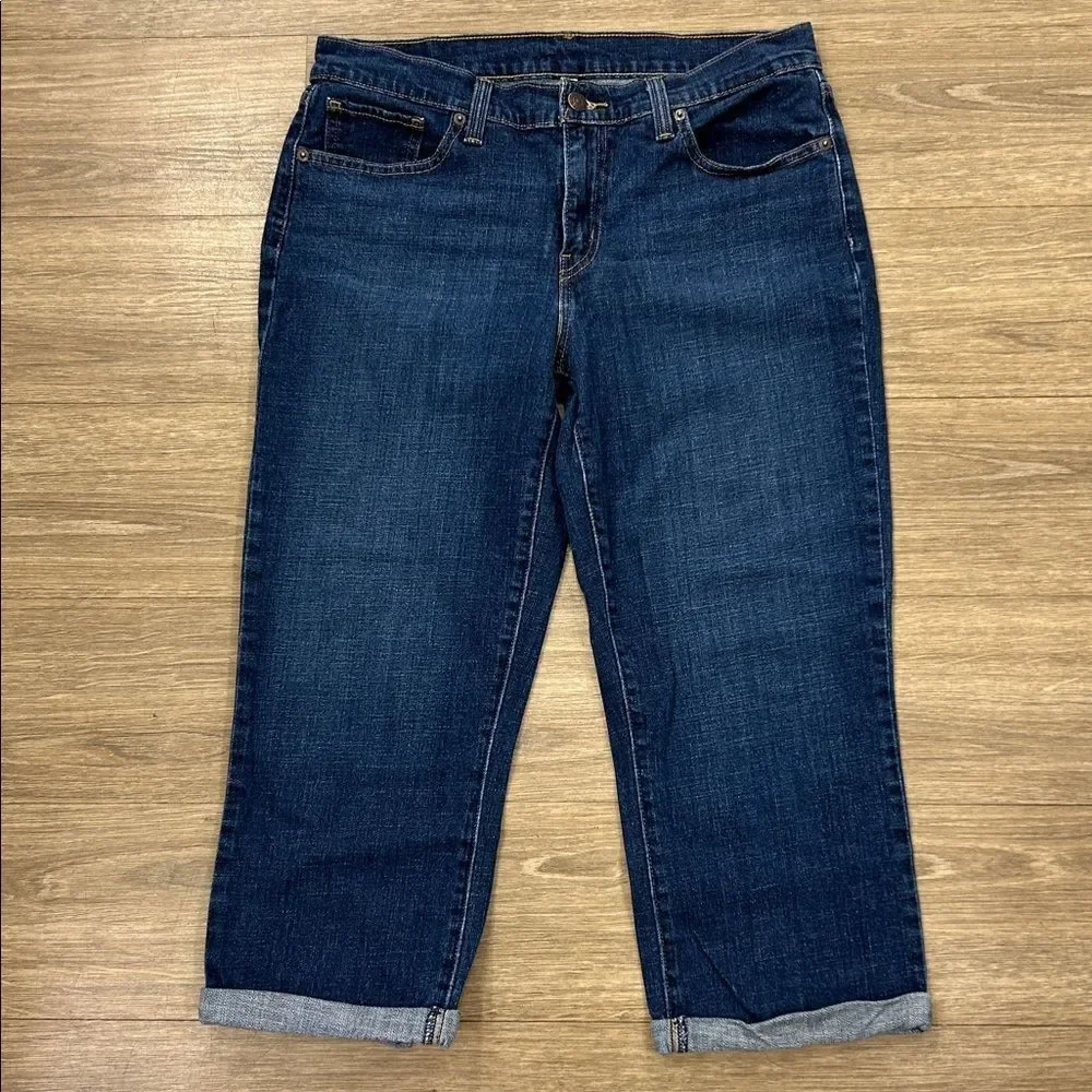 Levi's Classic Cuffed Capri Jeans